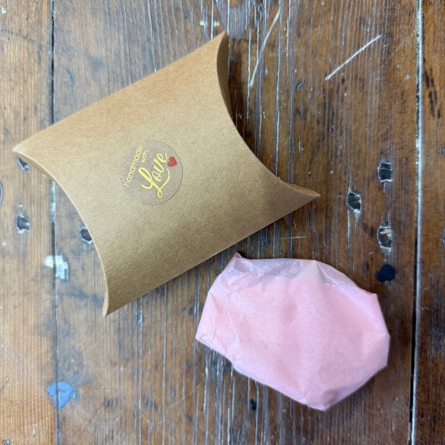 Lille Hamsa Hånd med lædersnor