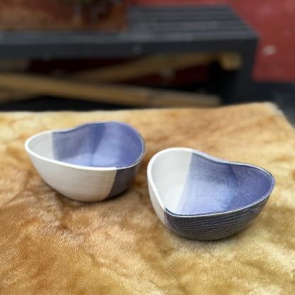 Hjerteskål (lilla/hvid)