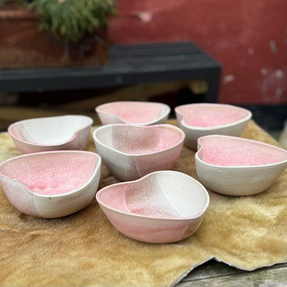 Hjerteskål (lyserød/hvid)